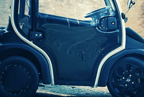 Comment choisir une batterie pour voiture sans permis ?