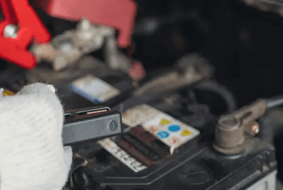 Est-ce que la batterie de voiture se recharge en roulant ?