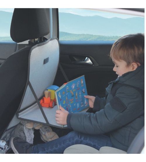 Le support de tablette de voiture pour des trajets avec enfants