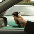 Marteau brise vitres d'urgence noir CARPOINT