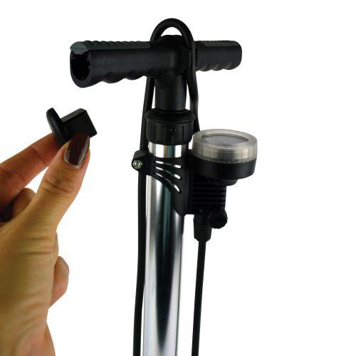 POMPE A PIED AVEC MANOMETRE 52CM CARPOINT