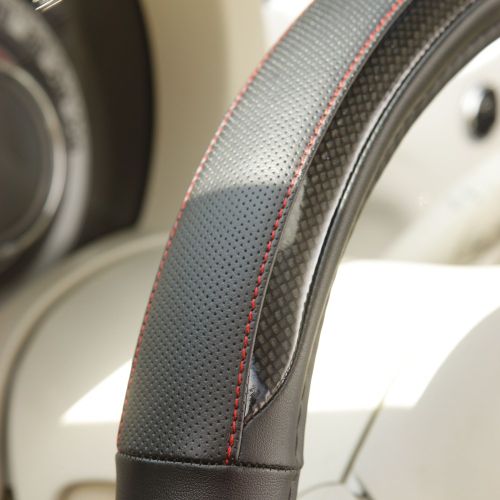 Couvre volant CUSTOMAGIC noir insert carbone