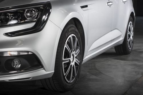 Pneu MICHELIN Advantage SUV 235/55R18 100H