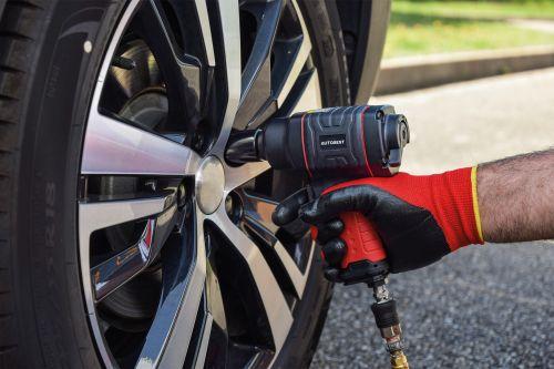 Coffret clé a choc pneumatique compacte  600nm, carre 1/2,  17 pièces AUTOBEST