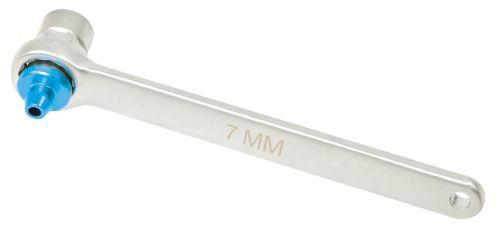 Clé pour purge de frein avec tuyau 7mm AUTOBEST